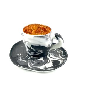 Porcelanowa filiżanka do kawy. 24K.